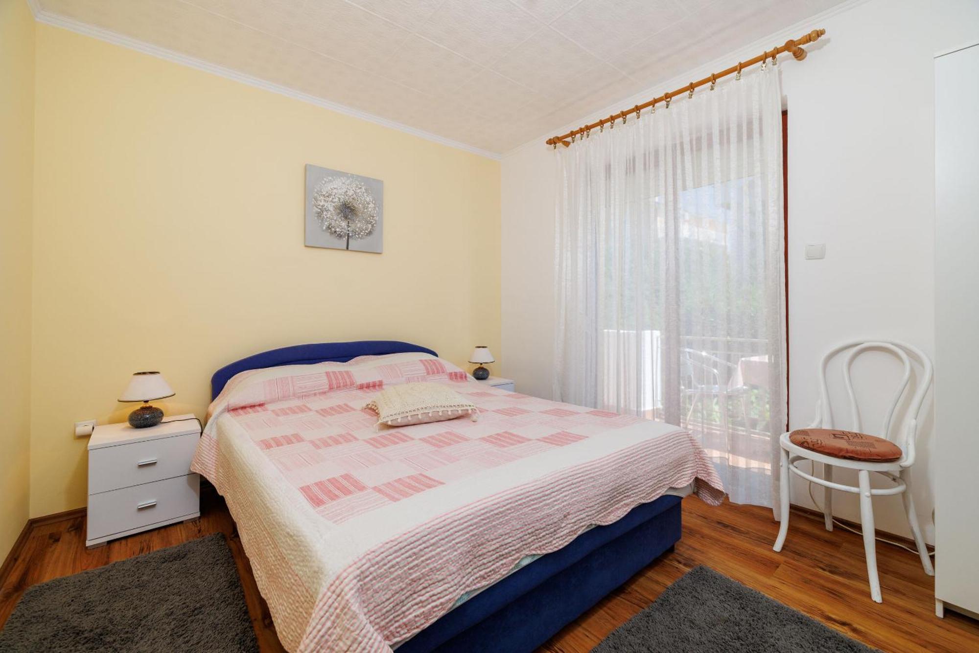 Apartments And Room Mirjana Dramalj Kültér fotó